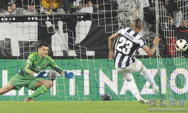  尤文连续十季夺冠创意甲新纪录  