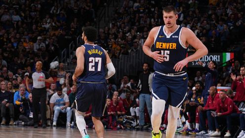  约基奇27+14掘金登顶西部  